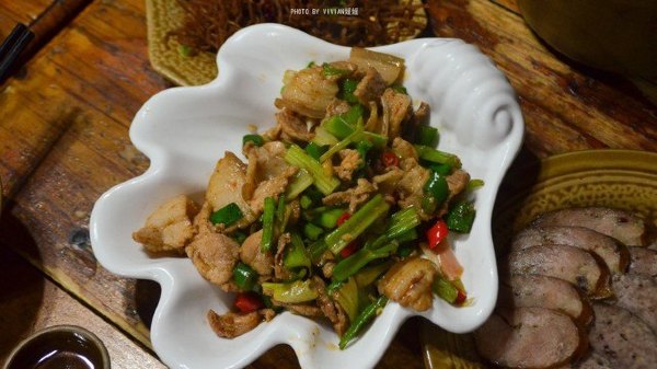 跟着圣玉去旅行，做一个水姑娘