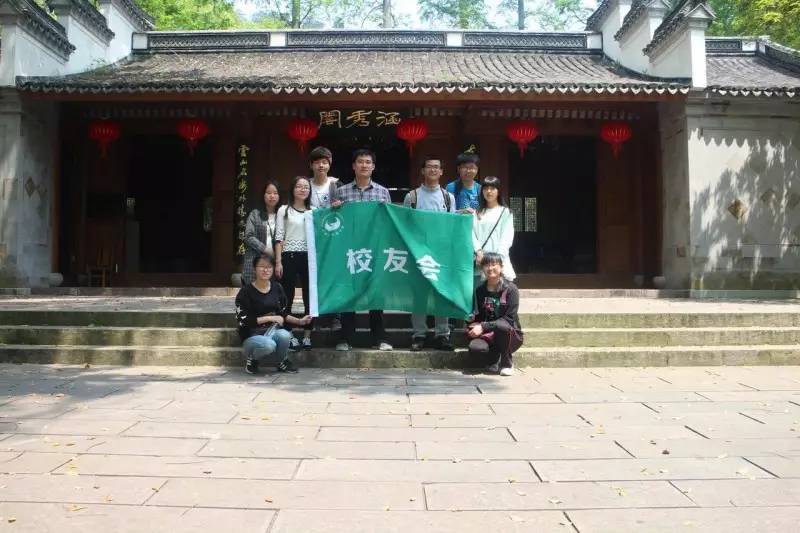 关于学校前世今生的第一段话,母校的前世今生