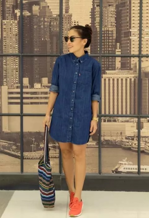 高圆圆和杨幂同穿绿色的裙子,杨幂高圆圆穿毛衣