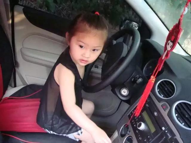 拉法撞了,拉法撞车第一视角