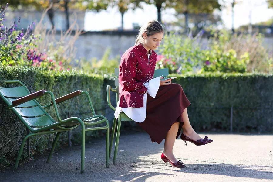 潮流icon怎么穿,时尚icon的优雅穿搭惊艳夏日街头