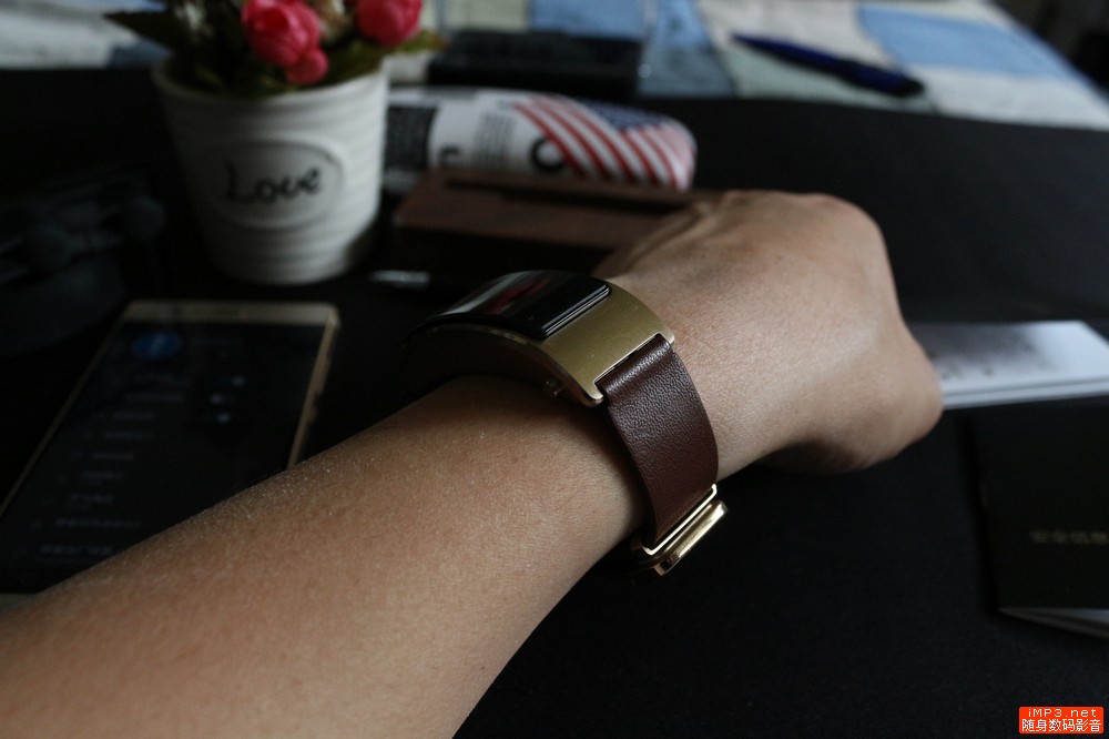 华为手环b3时尚版,华为手环b3与华为手机连接
