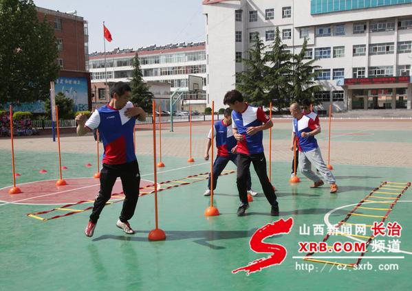 体育公开课足球,足球公开课初中完整版