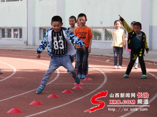 体育公开课足球,足球公开课初中完整版