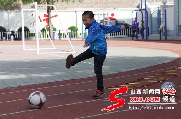 体育公开课足球,足球公开课初中完整版