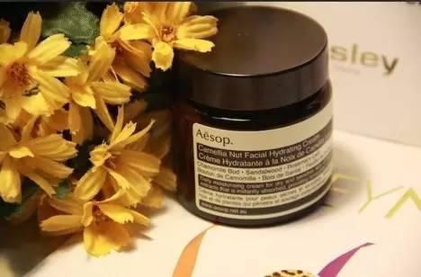 夏天适合混合肌肤用的面霜,夏天护肤搭配推荐什么面霜