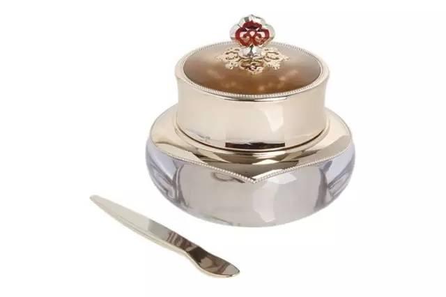 夏天适合混合肌肤用的面霜,夏天护肤搭配推荐什么面霜