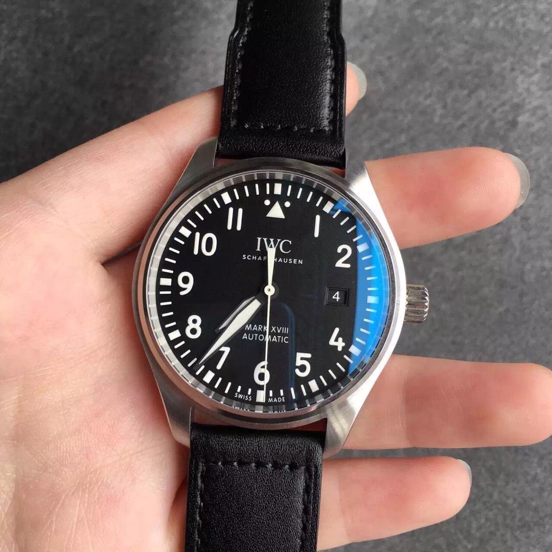 每一只都是一个耐读的故事万国飞行员马克十八系列腕表