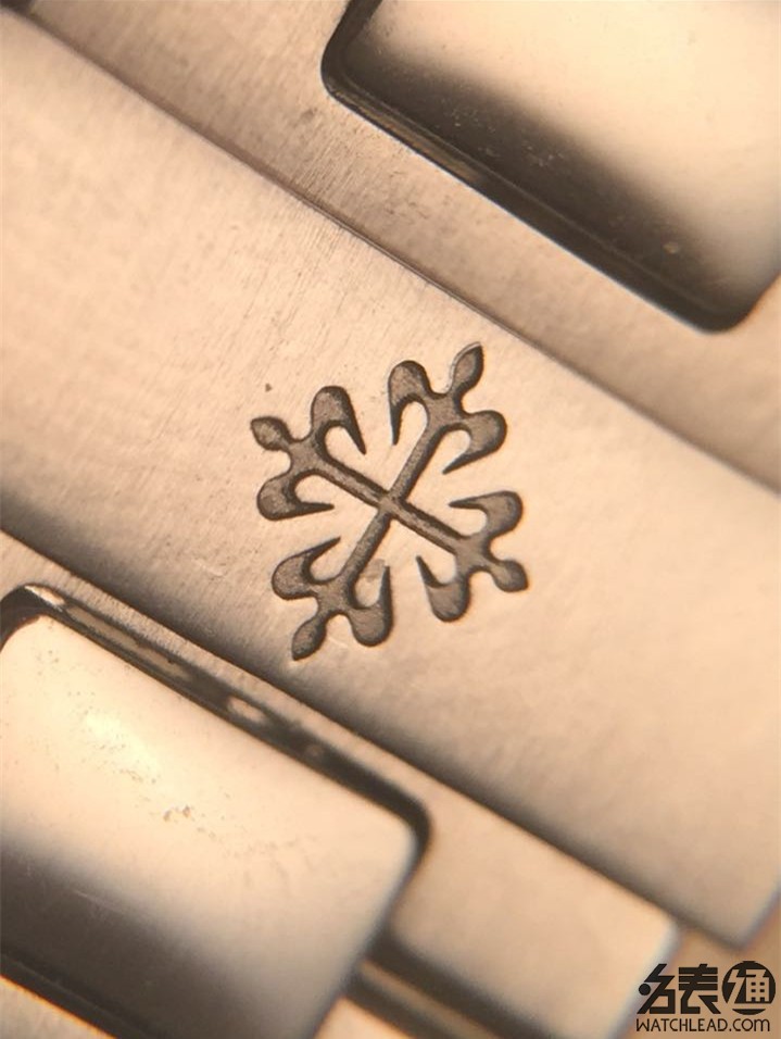 百达翡丽5712和蒂凡尼哪个好 (百达翡丽5712a目前价格多少)