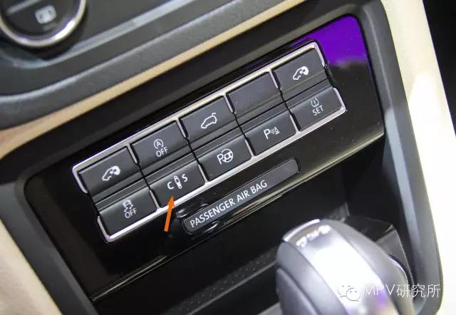 2017款大众夏朗7座mpv真实油耗,mpv商务车到店12年大众夏朗七座mpv