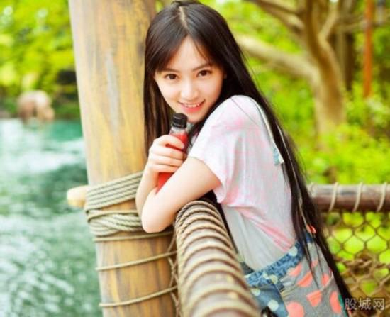 樱花女神黄灿灿照片,黄灿灿樱花女神照