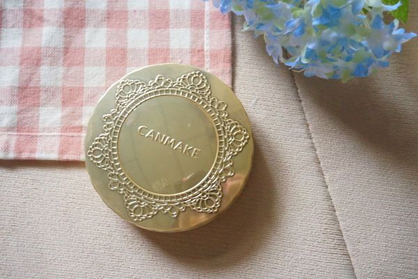 定妆蜜粉推荐公认好用第一名,控油大容量散粉测评