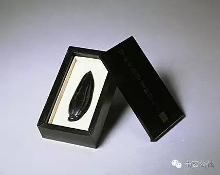 故宫的老玉器值钱吗,故宫的亭台楼榭