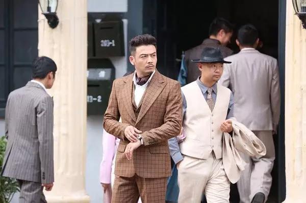 小包总杨烁低音炮,男演员小包总