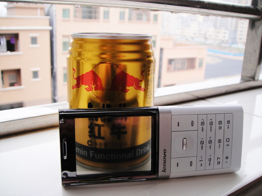 鑱旀兂鎵嬫満鑰佹鎷嶇収,閭ｄ簺骞寸殑鑱旀兂鎵嬫満