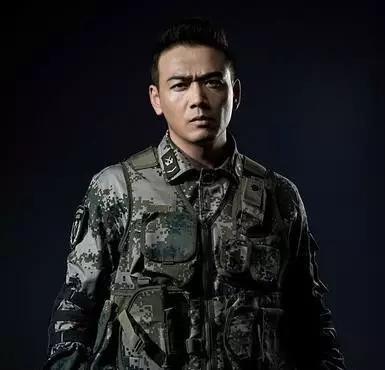 小包总杨烁低音炮,男演员小包总