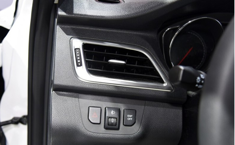 为啥买一汽奔腾B30槽点优点大揭秘