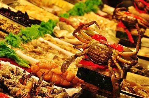 520，带你HIGH翻万达金街