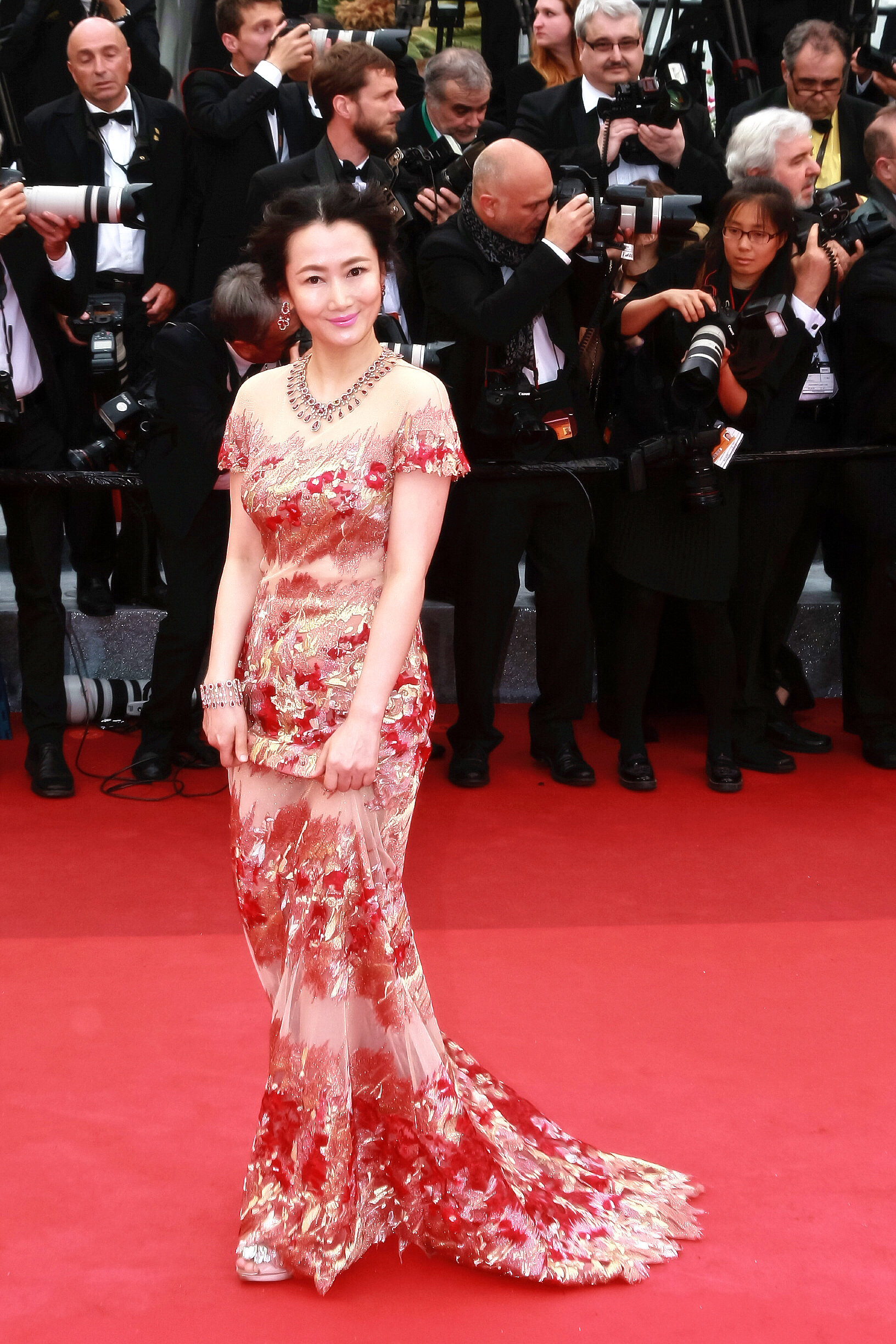 贾樟柯和赵涛如何走在一起,赵涛和贾樟柯谁更红