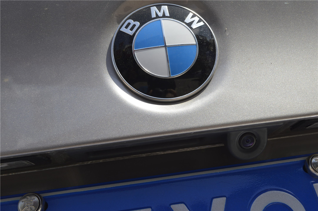 宝马nbt中控屏幕有哪两款,宝马nbt主机中控旋钮