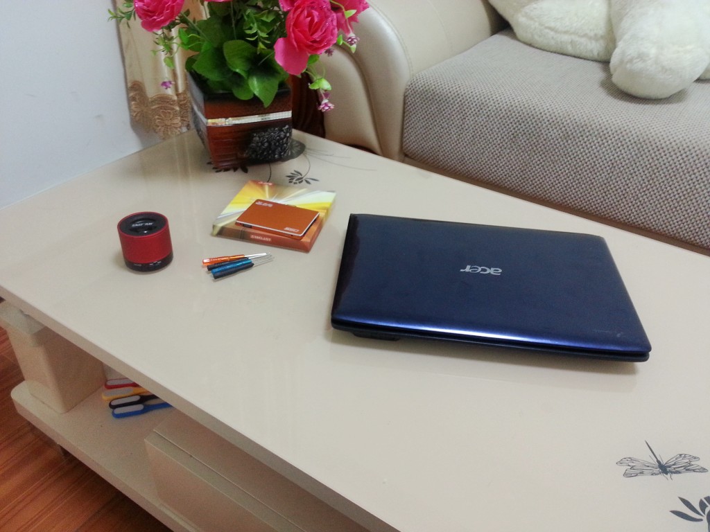 台电t3,台电320g固态硬盘跑分