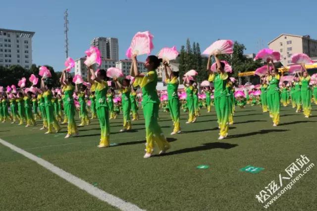 人教杯校园足球赛我们来了,全国校园足球总决赛小学