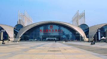 野马汽车，中美行者自驾中卫