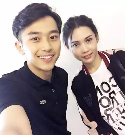 胶原蛋白蛋粉精华,给大家种草国货护肤品