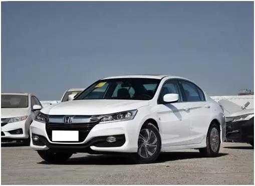 18万落地的二手b级车,日系b级轿车配置最好的18万落地