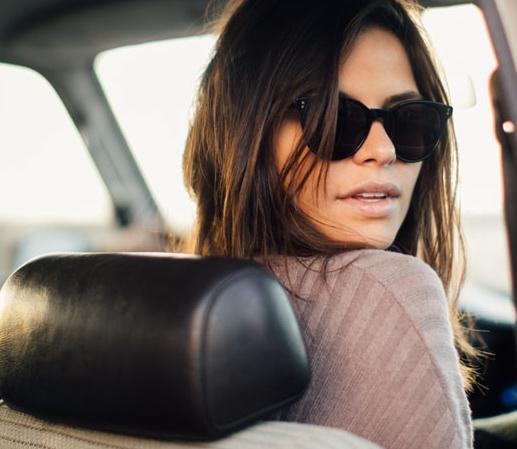 爱美无忧：你好，你的夏日墨镜装备已送达~