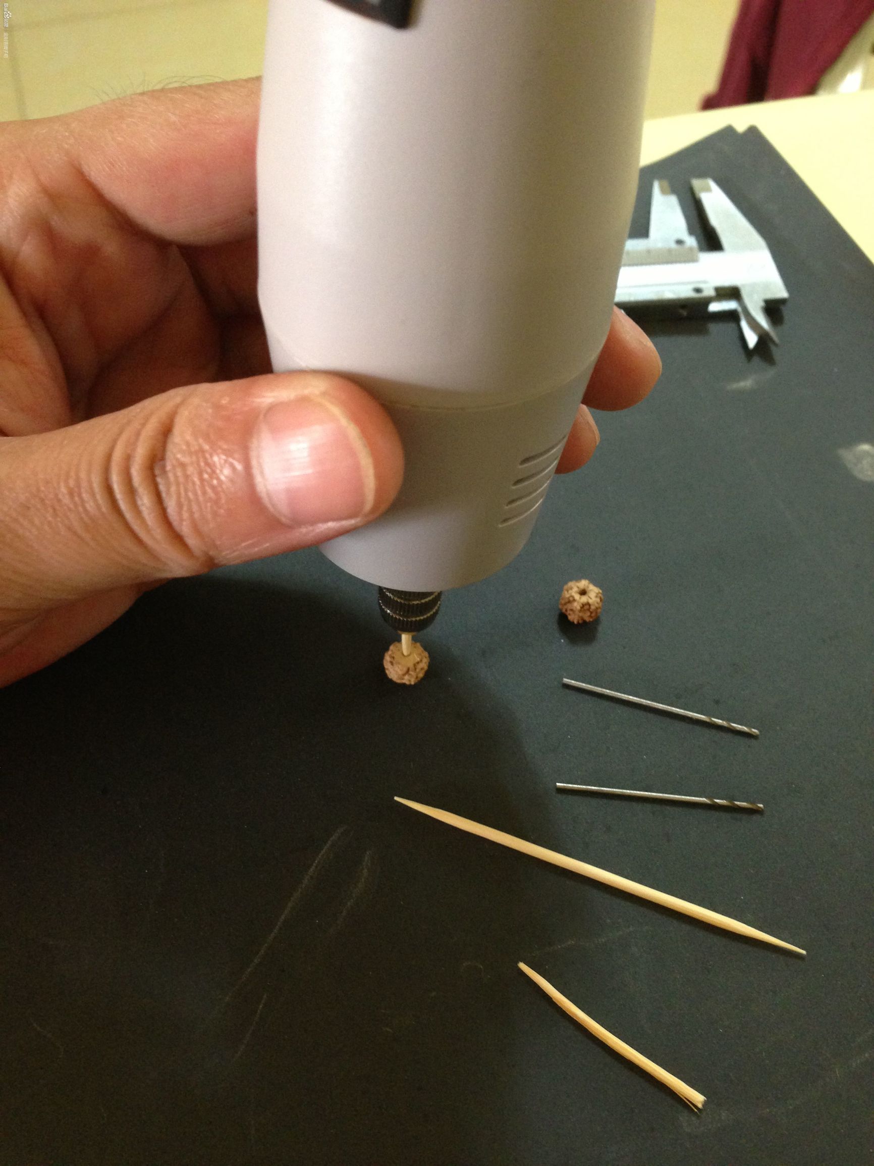 小金刚珠子藏式打磨工具,藏式小金刚是怎么打磨的