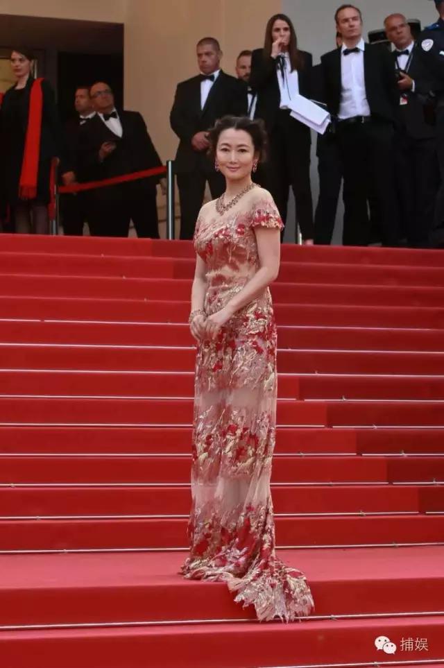 她从不蹭红毯，却作为中国影星被戛纳官方连续4年邀请