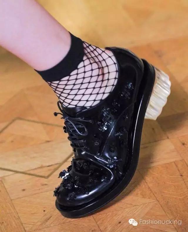 一双不掉跟的船袜你入手了吗,还在穿船袜吗