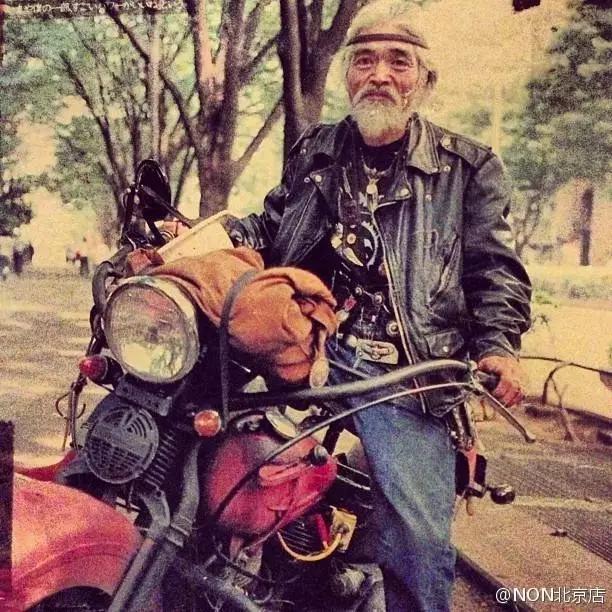 高桥吾郎,苦难的人生,可他依旧做出了万人追捧的银饰