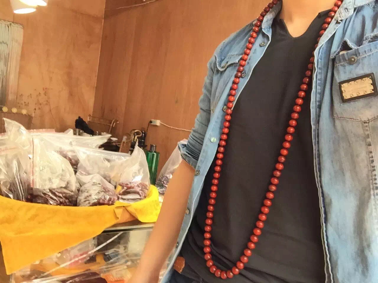 小叶紫檀佛珠大小的讲究,小叶紫檀佩戴讲究