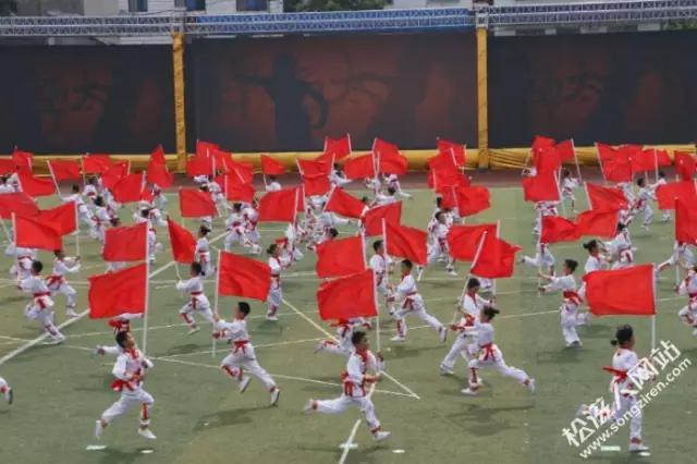 人教杯校园足球赛我们来了,全国校园足球总决赛小学