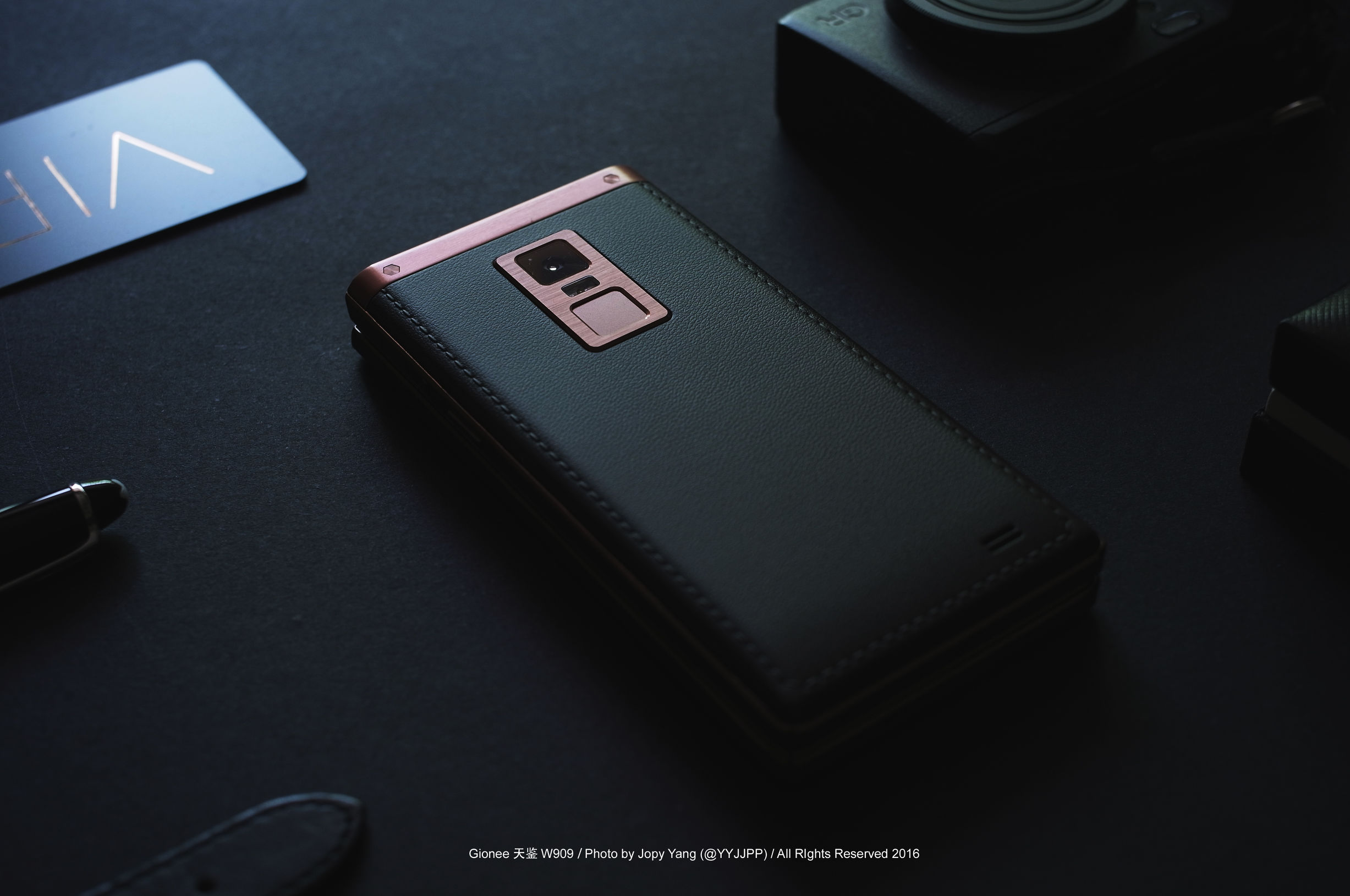 最有面子的翻盖手机,翻盖手机到底有多牛