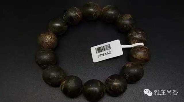 点燃一支沉香睡个好觉,夜晚点一支沉香入眠