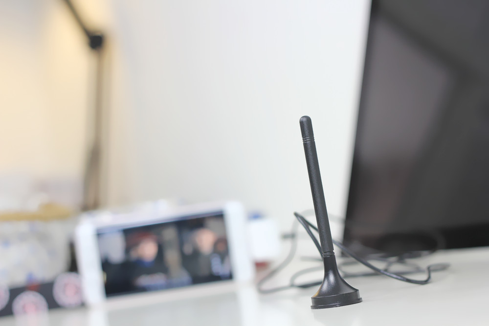 手机看免费电视直播怎么看免流量,手机免流量看抖音