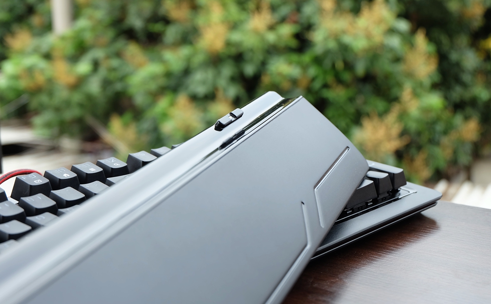 红与黑的冲撞,红与黑的碰撞国语版