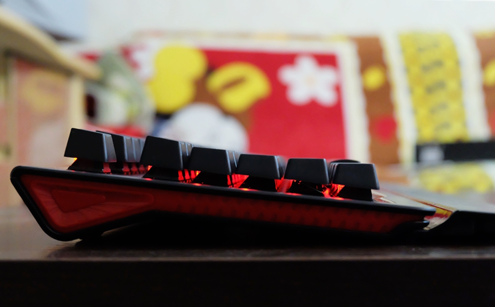 红与黑的冲撞,红与黑的碰撞国语版