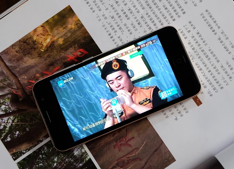 圆润*轻薄爱不释手---体验最美老人机21克M3手机