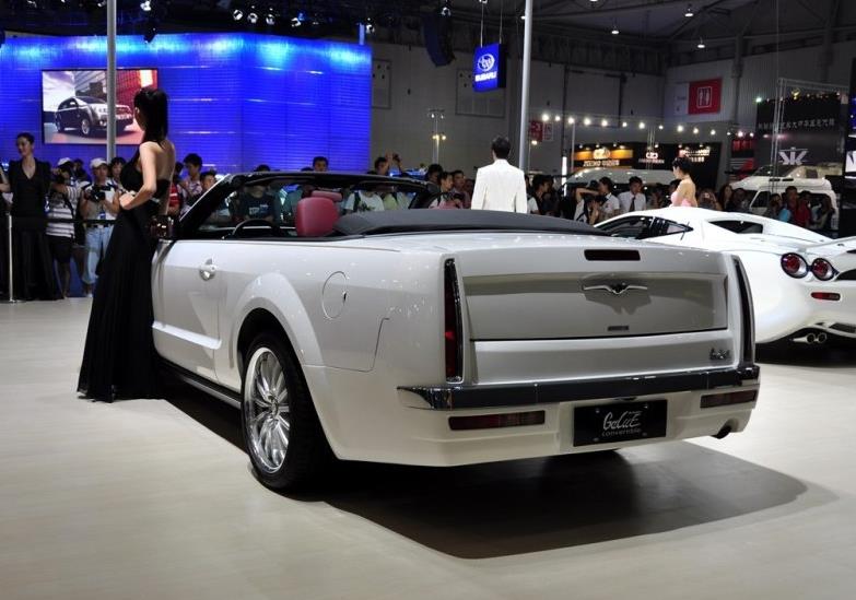 很少见的敞篷版劳斯莱斯太好看了,劳斯莱斯hyperion双座敞篷车