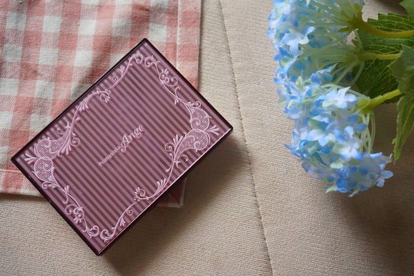 定妆蜜粉推荐公认好用第一名,控油大容量散粉测评