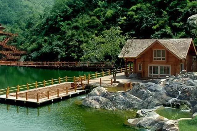 济南冬天景色最美的地方,济南的夏天最美的风景