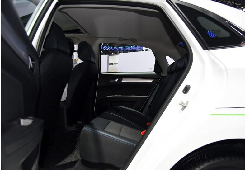 为啥买一汽奔腾B30槽点优点大揭秘