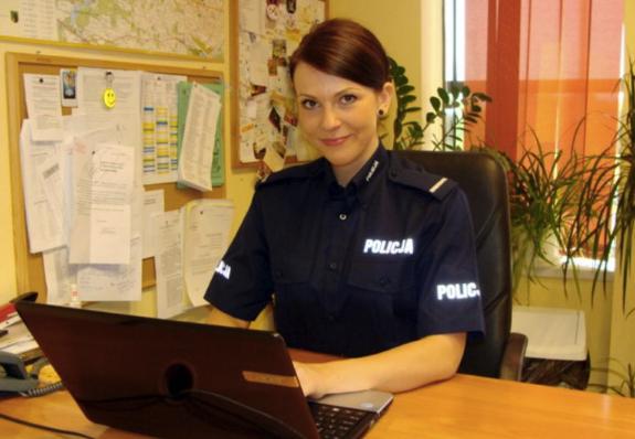 彪悍的女警察,波兰女警察漂亮