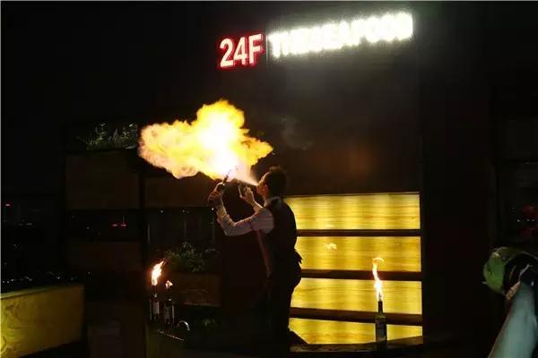 红红火火的欢乐颂你追了吗？没有跌宕的人生至少有一个起伏的胃