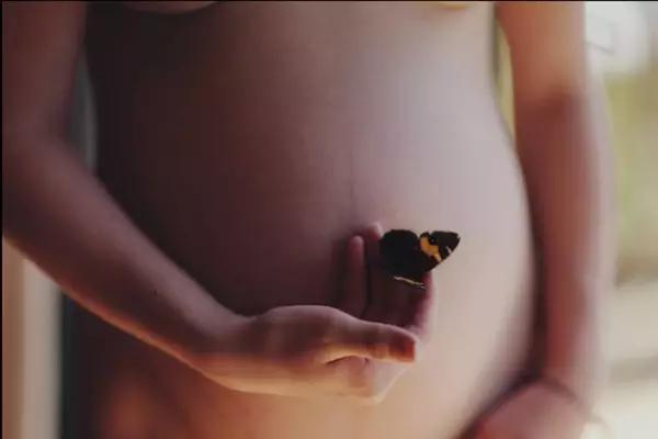 早产宝宝从出生到现在的变化,双胞胎妈妈意外怀孕