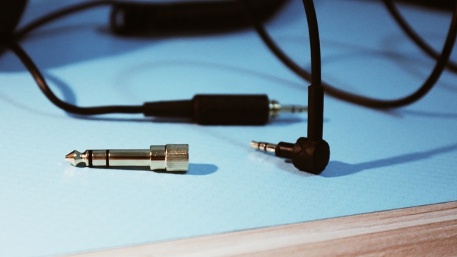 世界第一dj现场视频,飞利浦pro5耳机